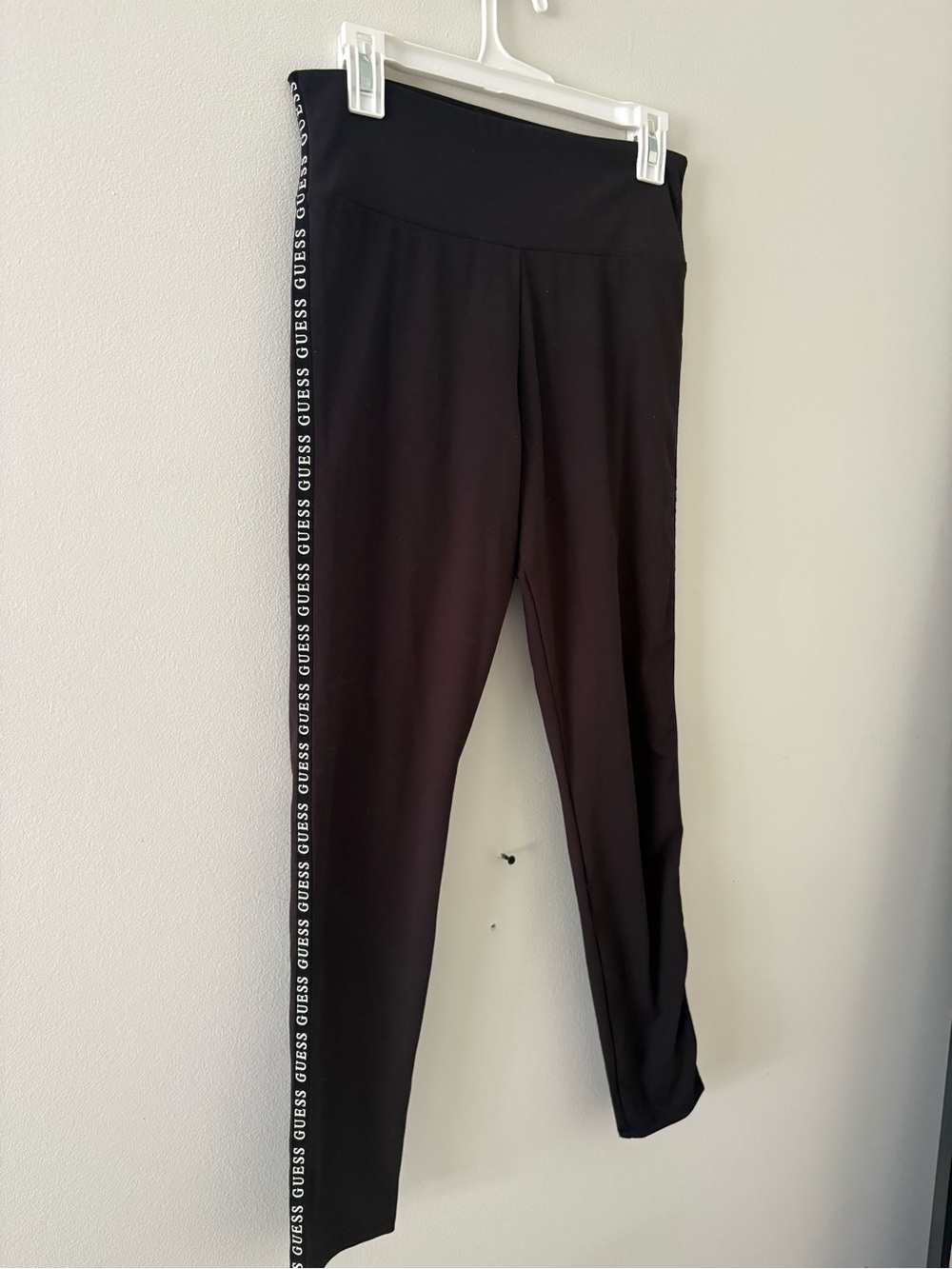 GUESS Black High-Waist Active Leggings